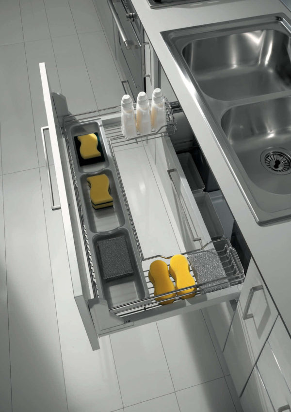 Dynamic Undersink Pull Out